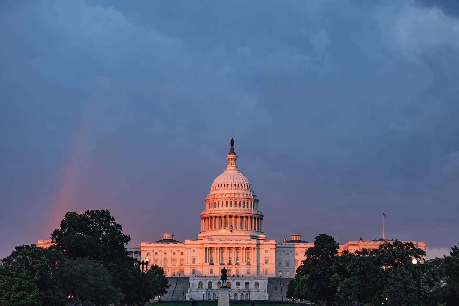 US Capitol building at sunset